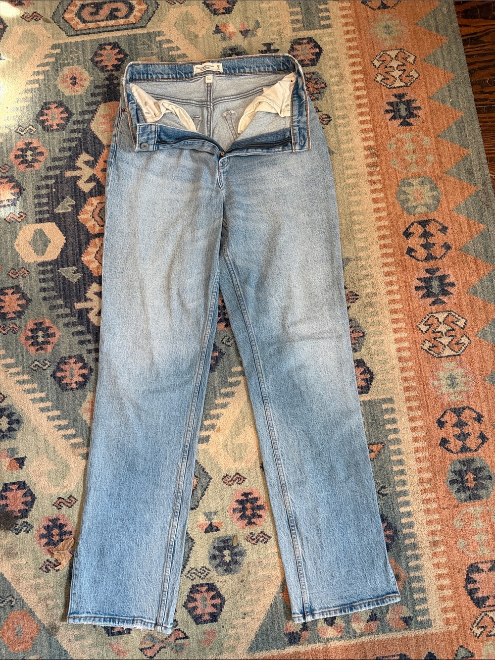 Abercrombie 90’s straight Curve Love Jeans Long Length
